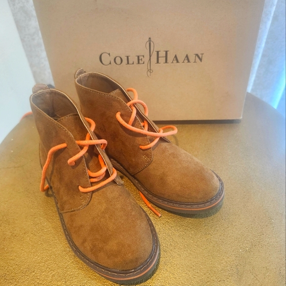 👶COLE HAAN Suede Toddler Boots - Picture 1 of 4